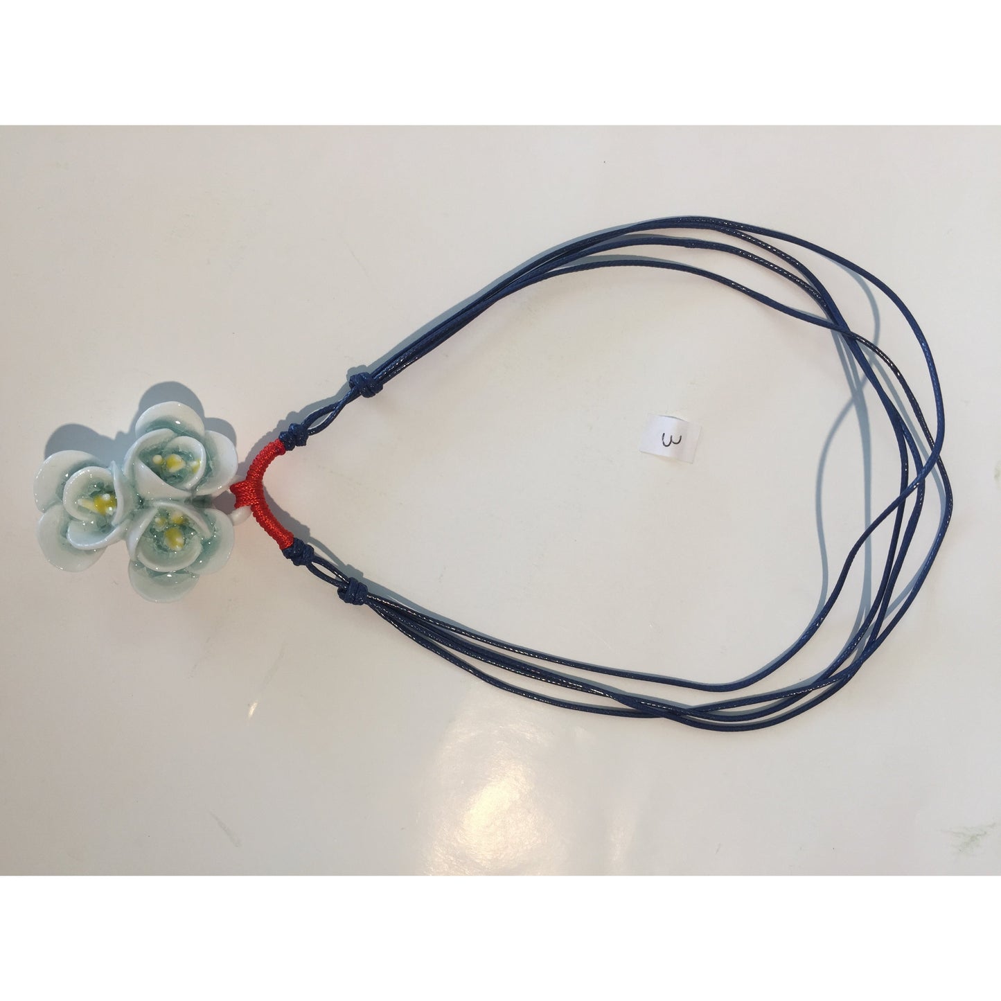 3 Three Flowers Porcelain/Facebook Necklace