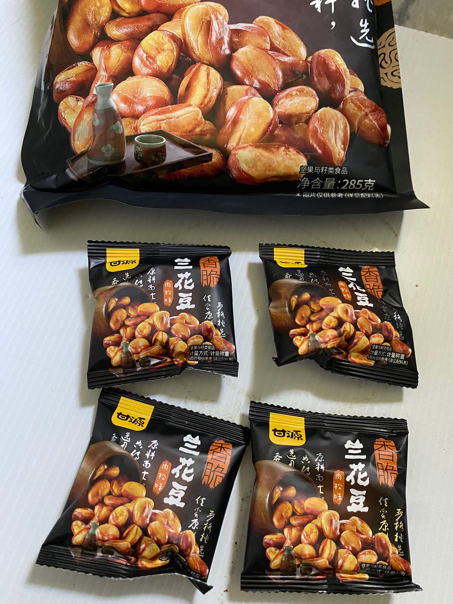 蚕豆酥，（又名兰花豆，甘源肉松味,若干个独立包装/每袋，285g， 081924